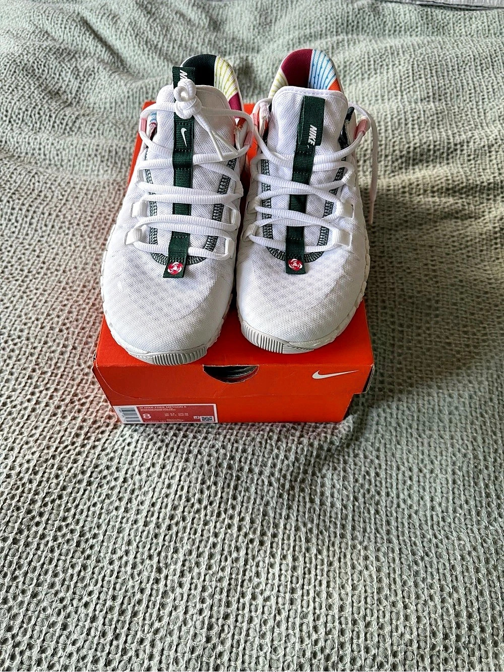 Nike Free Metcon 5 Athletic Shoes White & Green US 8 Like New